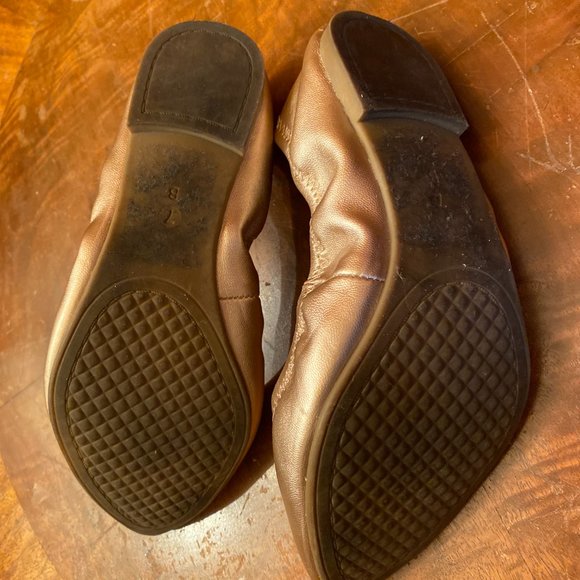 BCBGeneration Ballet Flats Gold Size 7 EUC - Picture 5 of 6